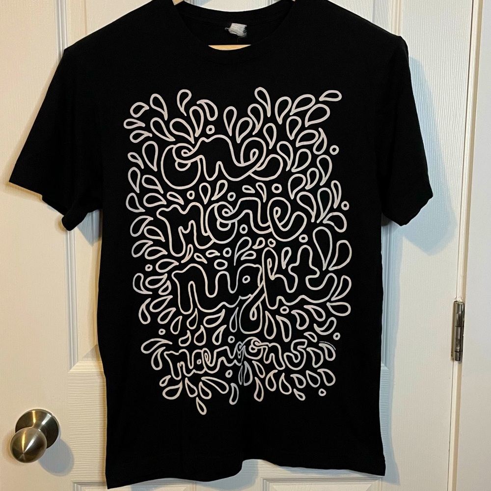 Maroon 5 black ‘One More Night’ graphic band tee unisex sz M (?)